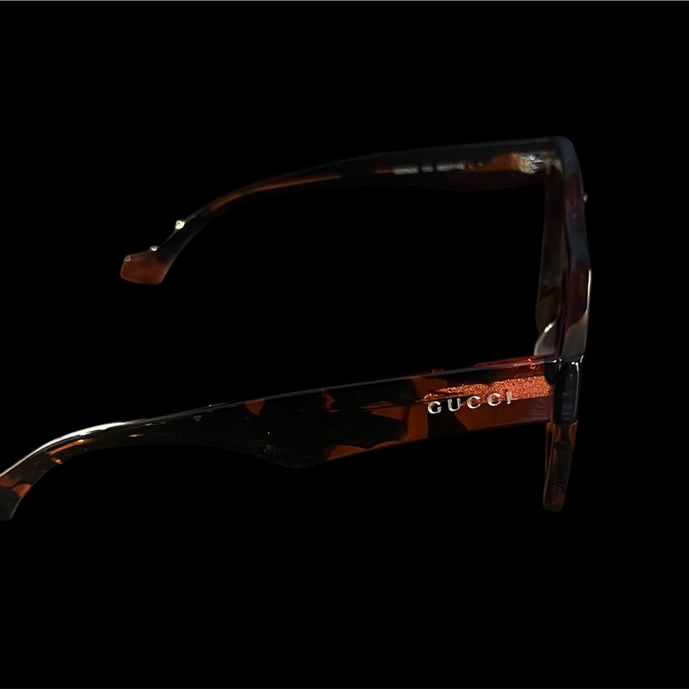 GUCCI Tortoise Frame Square Sunglasses - image 7